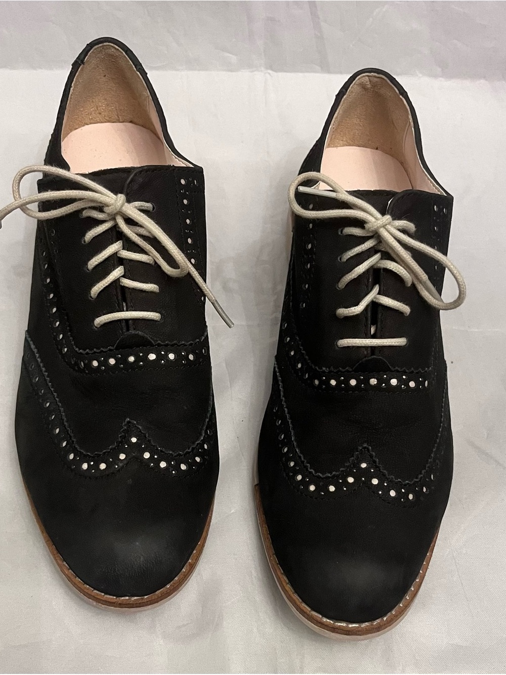 Cole Haan Classic Black Brogue Wingtip Shoes for Women 7.5